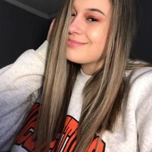 Meet your Posher, Rayna